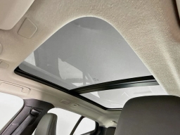 Volvo XC40 Plus B5 AWD 2026