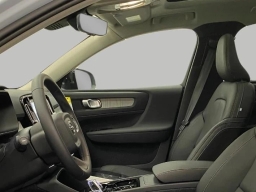 Volvo XC40 Plus B5 AWD 2026