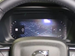 Volvo XC40 Plus B5 AWD 2026