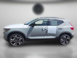 Volvo XC40 Plus B5 AWD 2026
