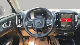 Volvo XC40 Plus B5 AWD 2026