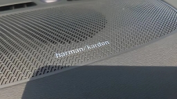 Volvo XC40 Plus B5 AWD 2026