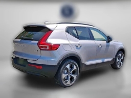 Volvo XC40 Plus B5 AWD 2026