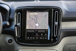 Volvo XC40 Plus B5 AWD 2026