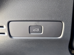 Volvo XC40 Plus B5 AWD 2026