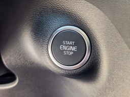 Volvo XC40 Plus B5 AWD 2026