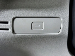 Volvo XC40 Plus B5 AWD 2026