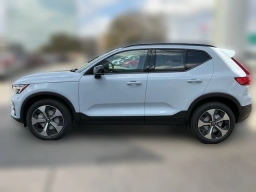 Volvo XC40 Plus B5 AWD 2026