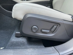 Volvo XC40 Plus B5 AWD 2026