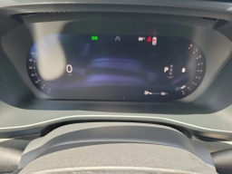 Volvo XC40 Plus B5 AWD 2026