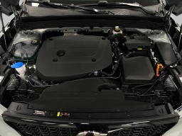 Volvo XC40 Plus B5 AWD 2026