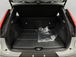 Volvo XC40 Plus B5 AWD 2026