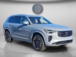 Volvo XC40 Ultra Black Edition B5 AWD 2026