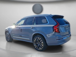 Volvo XC40 Ultra Black Edition B5 AWD 2026