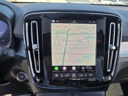 Volvo XC40 Ultra Black Edition B5 AWD 2026