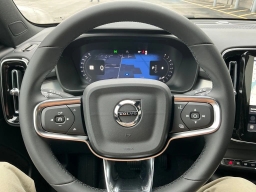 Volvo XC40 Ultra Black Edition B5 AWD 2026