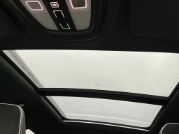 Volvo XC40 Ultra Black Edition B5 AWD 2026