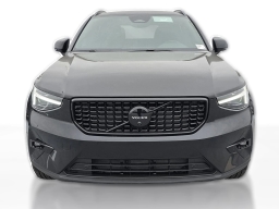 Volvo XC40 Ultra Black Edition B5 AWD 2026