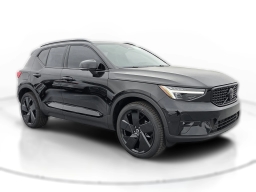 Volvo XC40 Ultra Black Edition B5 AWD 2026