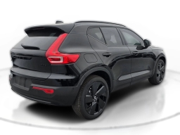 Volvo XC40 Ultra Black Edition B5 AWD 2026