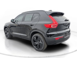 Volvo XC40 Ultra Black Edition B5 AWD 2026