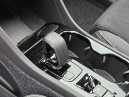Volvo XC40 Ultra Black Edition B5 AWD 2026
