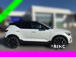 Volvo XC40 Ultra Black Edition B5 AWD 2026