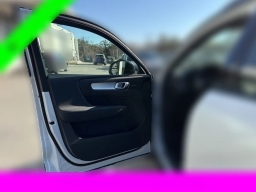 Volvo XC40 Ultra Black Edition B5 AWD 2026