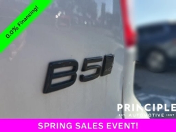 Volvo XC40 Ultra Black Edition B5 AWD 2026