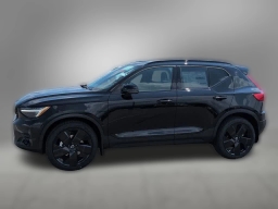Volvo XC40 Ultra Black Edition B5 AWD 2026