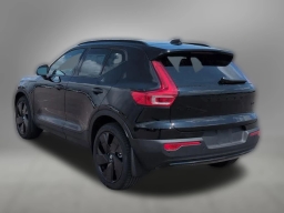 Volvo XC40 Ultra Black Edition B5 AWD 2026
