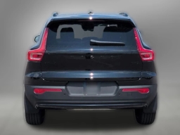Volvo XC40 Ultra Black Edition B5 AWD 2026