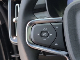 Volvo XC40 Ultra Black Edition B5 AWD 2026