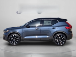 Volvo XC40 Ultra Black Edition B5 AWD 2026