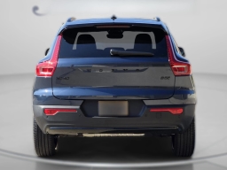 Volvo XC40 Ultra Black Edition B5 AWD 2026
