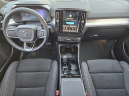 Volvo XC40 Ultra Black Edition B5 AWD 2026