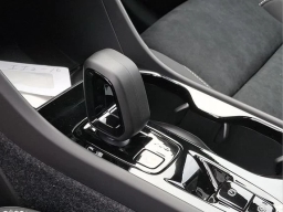 Volvo XC40 Ultra Black Edition B5 AWD 2026