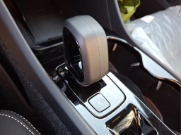 Volvo XC40 Ultra Black Edition B5 AWD 2026