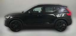 Volvo XC40 Ultra Black Edition B5 AWD 2026