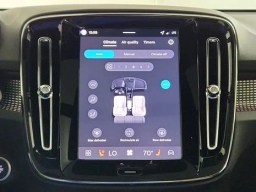Volvo XC40 Ultra Black Edition B5 AWD 2026