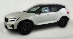 Volvo XC40 Ultra Black Edition B5 AWD 2026