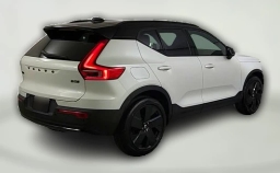 Volvo XC40 Ultra Black Edition B5 AWD 2026