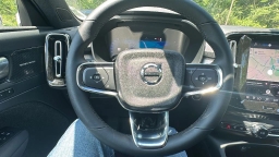 Volvo XC40 Ultra Black Edition B5 AWD 2026