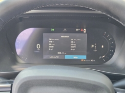 Volvo XC40 Core B5 AWD 2026