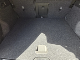 Volvo XC40 Core B5 AWD 2026
