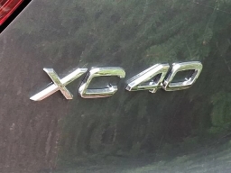 Volvo XC40 Core B5 AWD 2026