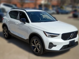 Volvo XC40 Core B5 AWD 2026