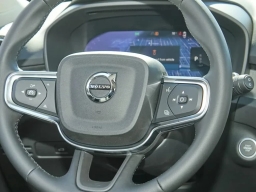 Volvo XC40 Core B5 AWD 2026