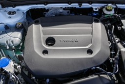 Volvo XC40 Core B5 AWD 2026