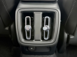 Volvo XC40 Core B5 AWD 2026